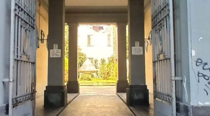 Piazza 4 giornate VENDIAMO